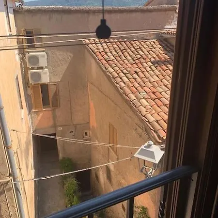 Torretta Nel Centro Storico Prossedi